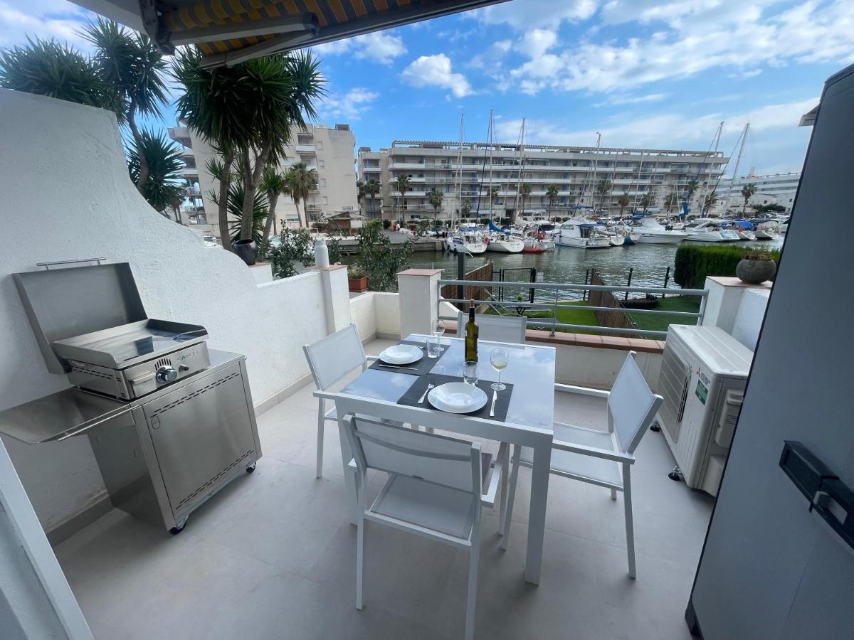 Apartamento Puerto Madeira Roses Buitenkant foto