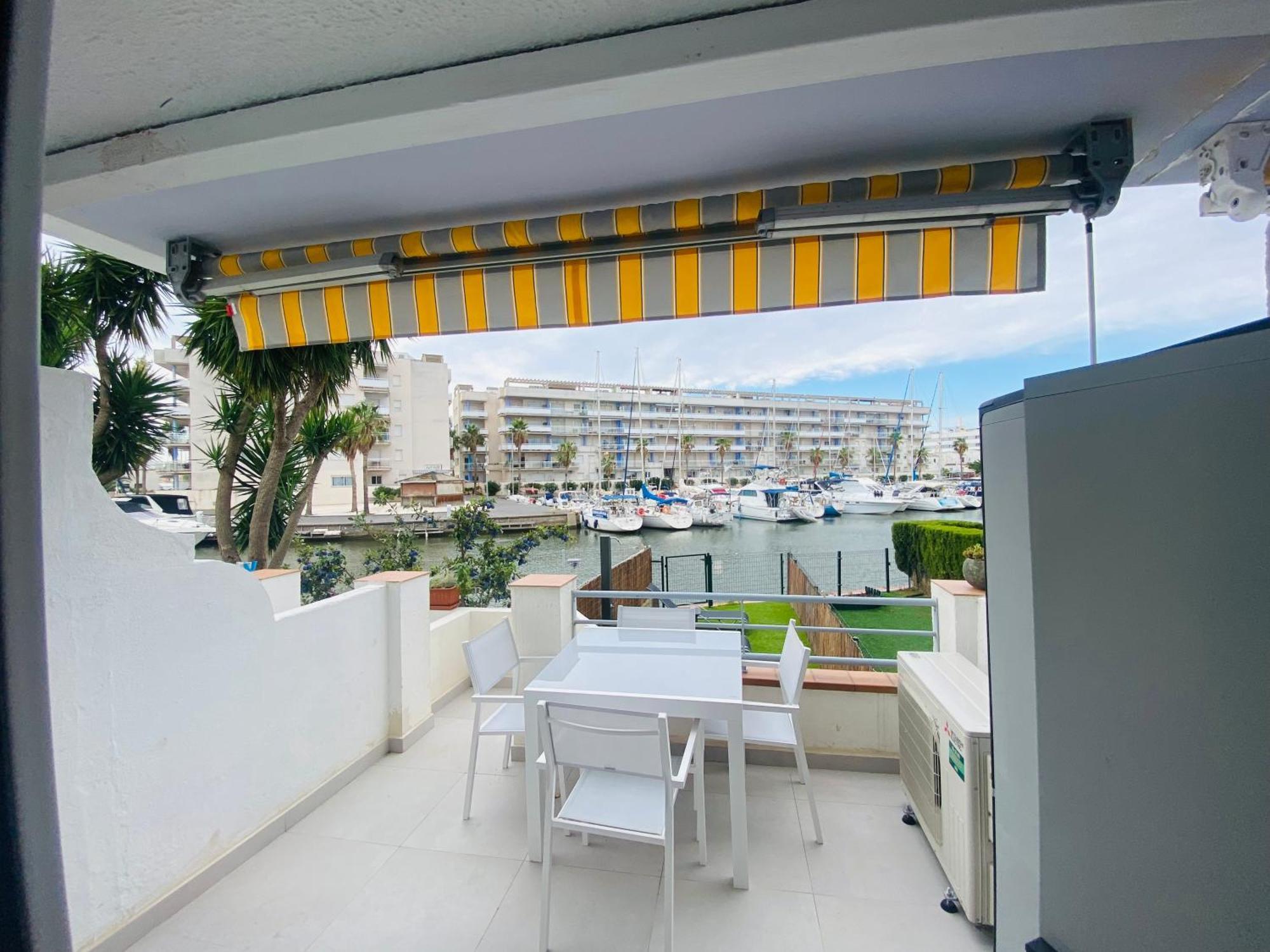 Apartamento Puerto Madeira Roses Buitenkant foto